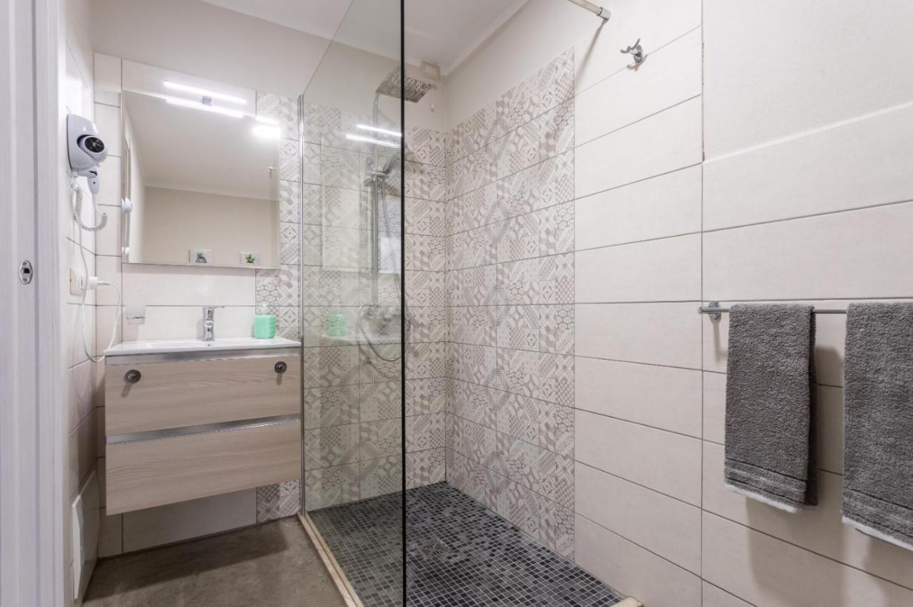 40° Parallelo Guest House 리올라사르도 외부 사진